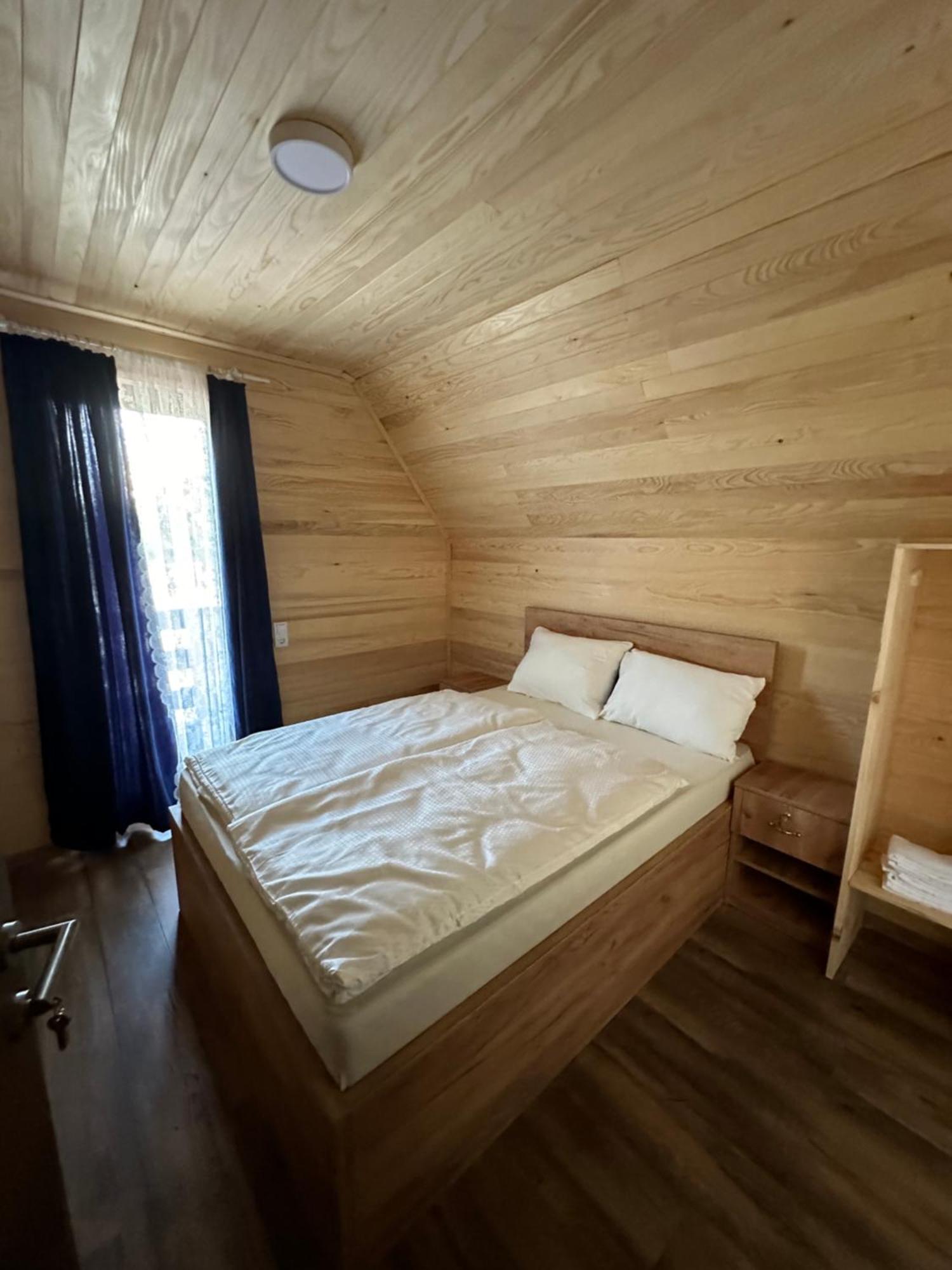 Bungalow House - 5 Rooms Zolaci Экстерьер фото