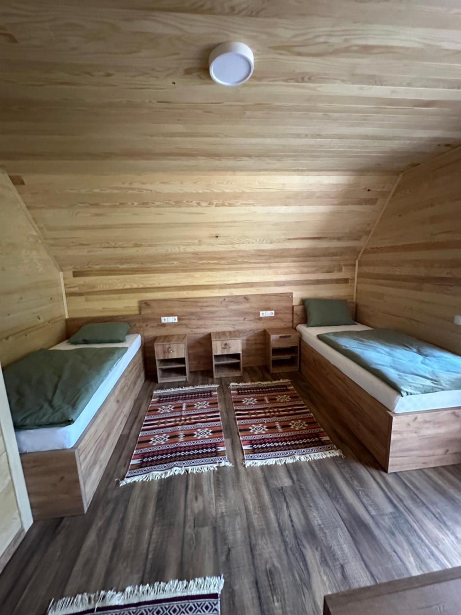 Bungalow House - 5 Rooms Zolaci Экстерьер фото